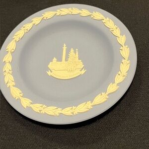 Wedgewood vintage trinket tray. EUC